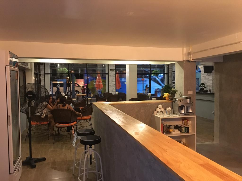 FnB Hotel Central Pattaya Bagian luar foto